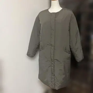 [ 미사용품 ] 옷깃 퍼 포함 다운 자켓 사이드 포켓 포함