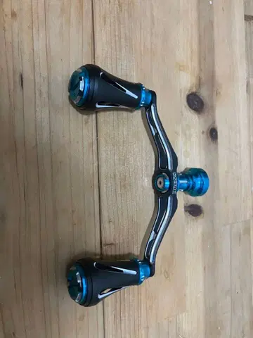 DRESS 낚시릴 핸들