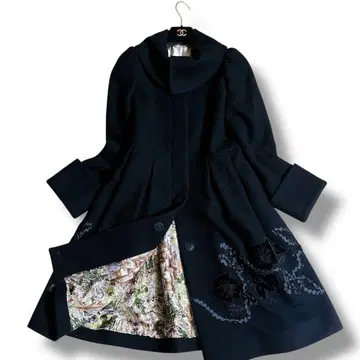 새상품급 Lois CRAYON 수주 코트 자수 롱 코트 블랙 M 사이즈