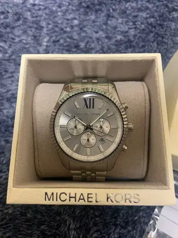 MICHAEL KORS 실버 손목시계 마이클코어스 크로노그래프