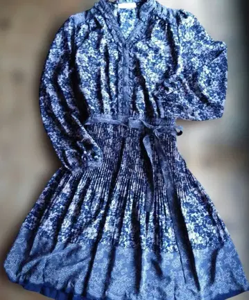 iMAGE 네이비 꽃무늬 긴팔 원피스 꽃무늬 레트로 M 사이즈 정도