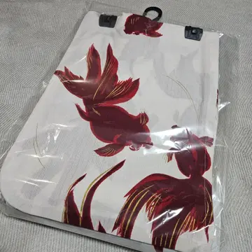 인기 있는 빨간 금붕어 패턴 유카타 완성품