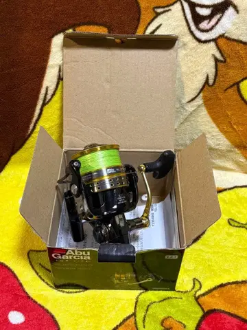 Abu Garcia 스피닝 릴 블랙/골드