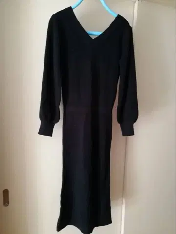 새상품급 Lily Bloom 블랙 니트 원피스 F 사이즈