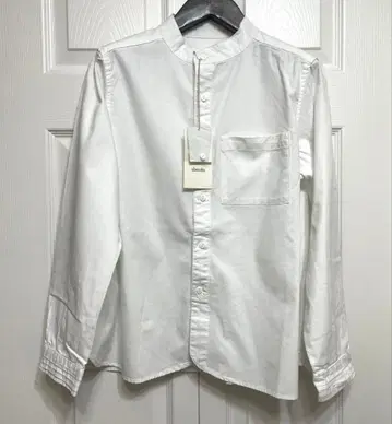 미사용 새상품 우바속 화이트 긴팔 블라우스 밴드 카라 프리 사이즈