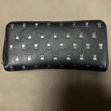 cune 토끼 장식 블랙 장지갑