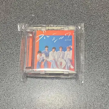 M!LK 사쿠라 스테이지 블루 샤워 미니 자켓 키링