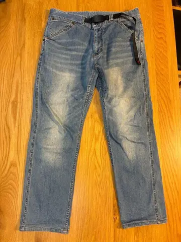 그라미치 X 어반 리서치 도어스 별주