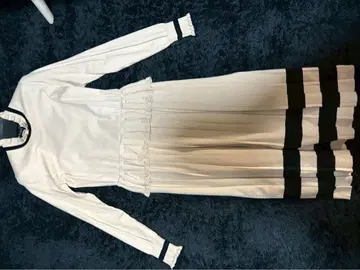 화이트 니트 롱 원피스