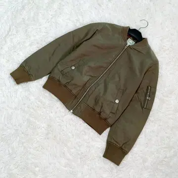 BEAMS HEART 컬러풀 안감 부착 밀리터리 MA-1풍 자켓