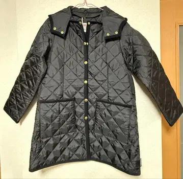 트래디셔널 웨더웨어 블랙 퀼팅 코트 블랙 사이즈 S