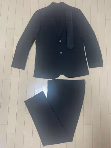 UNIQLO 칸도 수트 셋업 덤 포함