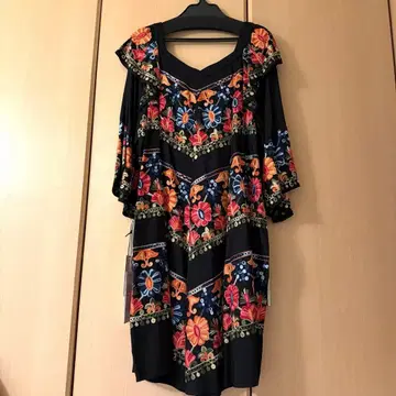 GRACE CONTINENTAL 자수 블랙 7부 소매 원피스 36