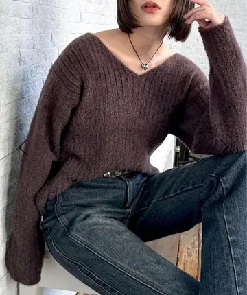 PAGEBOY 클라우드 샤기 V넥 니트 [ 택 포함 새상품 ] 브라운