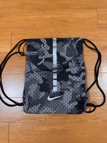 나이키 카모플라쥬 메쉬 백팩