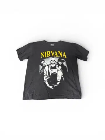 새상품급 너바나 T셔츠 블랙 컬러 y2k