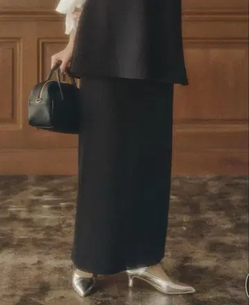 25년 퓨어세신 Du noir 밀라노 리브 니트 내로우 스커트