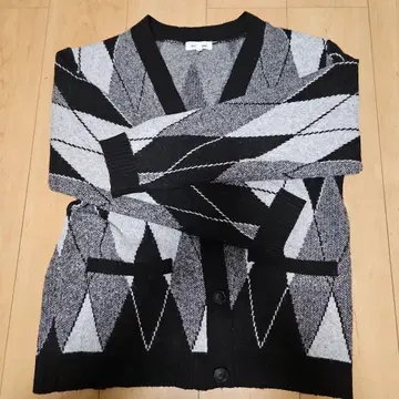 글로우할 워크 아가일 무늬 가디건 S