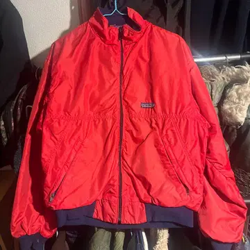 patagonia 나일론 자켓 빨간색