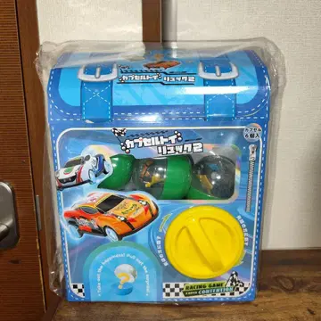 캡슐 토이 백팩