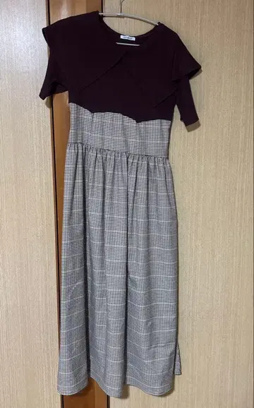 OLIVE des OLIVE 원피스 크림슨 컬러 리본