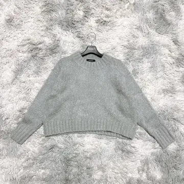 언타이틀 M 모헤어 니트 스웨터 긴팔 그레이 출퇴근 이탈리아제 실 사용