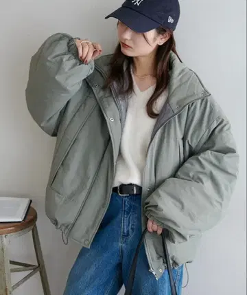 DISCOAT 스탠드 숏 몬스터 자켓