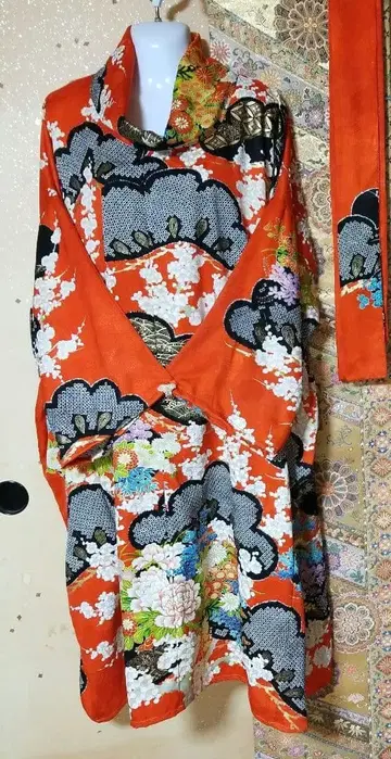 기모노 리메이크 후리소데 럭셔리 금채 쥐어짜기 꽃 화려한 원피스