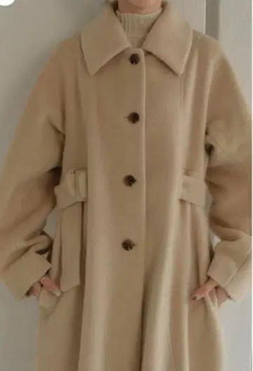 wave design shaggy long coat