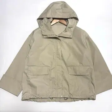 에부르 론 헤르만 취급 후드 부착 나일론 블루종 마운틴 파카