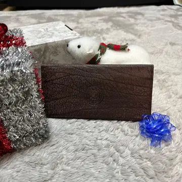 다크 브라운 크로커다일 무늬 장지갑