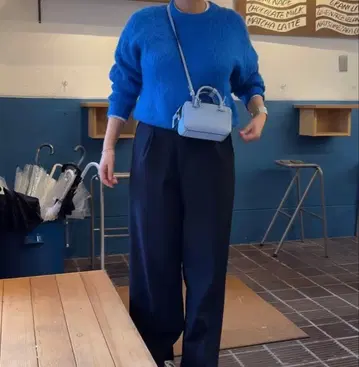 모헤어 니트 꽃무늬