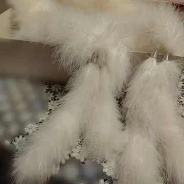 화이트 인조 모피