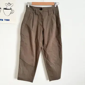 플라스테 와이드 팬츠 깔끔 캐주얼 릴랙스 턱 포함