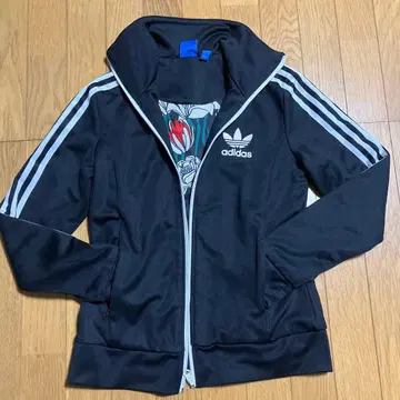 새상품급 아디다스 트랙 자켓 꽃무늬 블랙 L