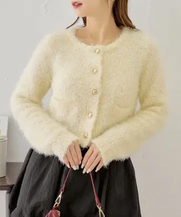 Chico 라메 샤기 금장 버튼 컴팩트 긴팔 가디건