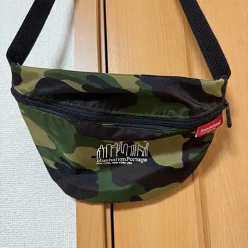 새상품급 Manhattan Portage 카모플라쥬 바디백