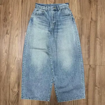 ASTRAET 코튼 울트라 배기 데님 팬츠 O/D M 사이즈