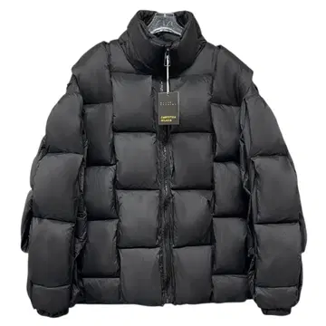 CHRISTIAN MILADA 정가 10만 블랙 다운 자켓