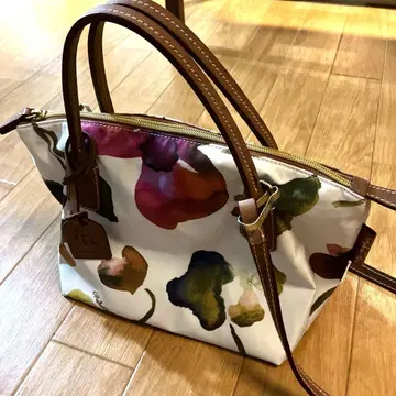 로베르타 피에리 수채화 꽃무늬 토트백