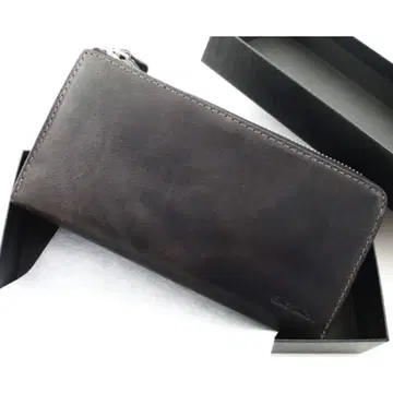 매장 완판 새상품 박스 포함 폴스미스 인기 L자형 지퍼 장지갑 블랙