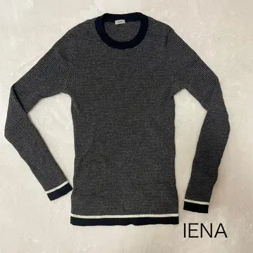 IENA 긴팔 니트 스웨터 네이비와 화이트