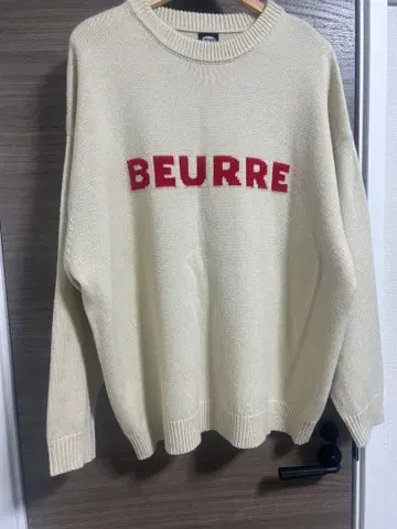 BEURRE 자수 오버 사이즈 니트