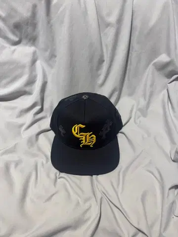 블랙 자수 로고 야구 모자