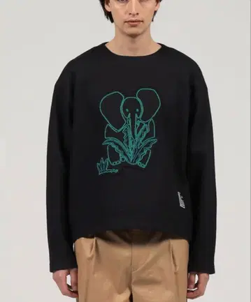 CABaN 울코튼 더블 페이스 자수 풀오버