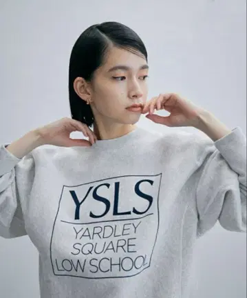 ADAM ET ROPE champion 별주 RW 로고 맨투맨 그레이