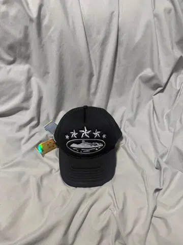 블랙 메쉬 캡 별 자수 2018년