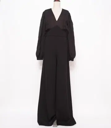 새상품 TWINSET 도킹 시어 올인원 블랙 사이즈 44*LD908