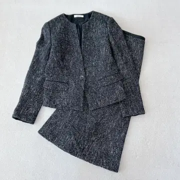 최근 에포카 셋업 수트 노카라 자켓 롱 스커트 40