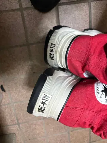 CONVERSE ALL STAR 통굽 레드 하이컷 스니커즈